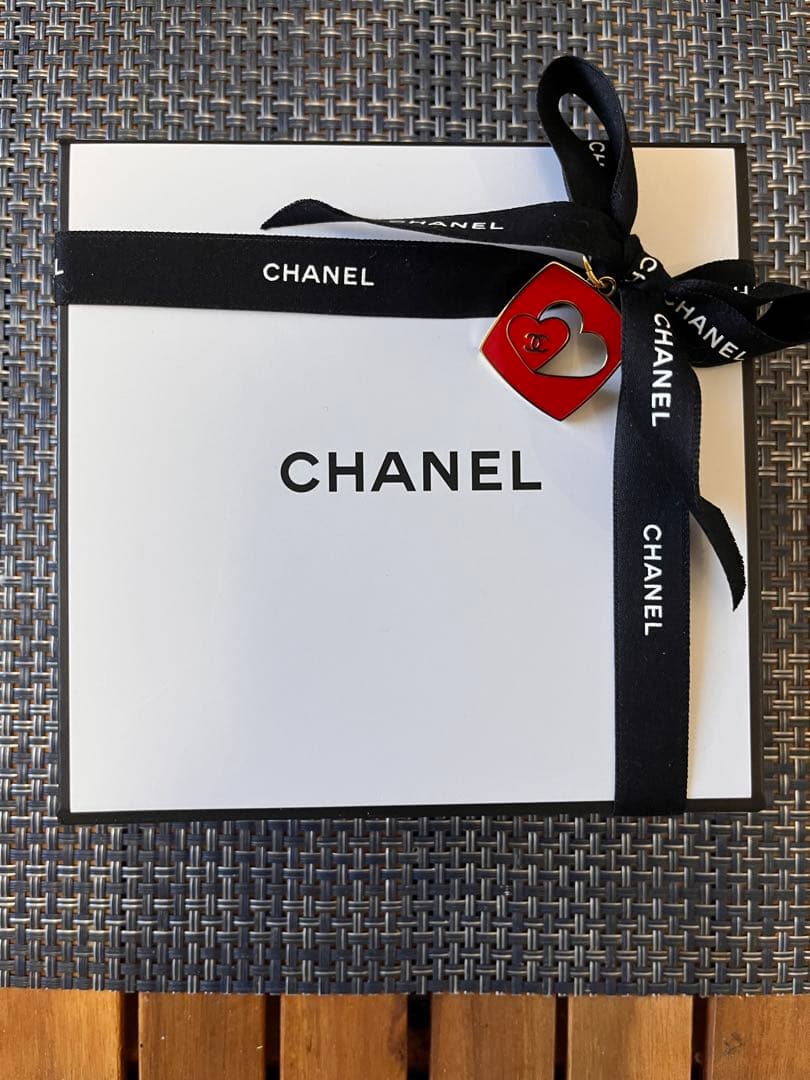 限定品【CHANEL】アリュール オム スポーツ スーパーレッジェーラ