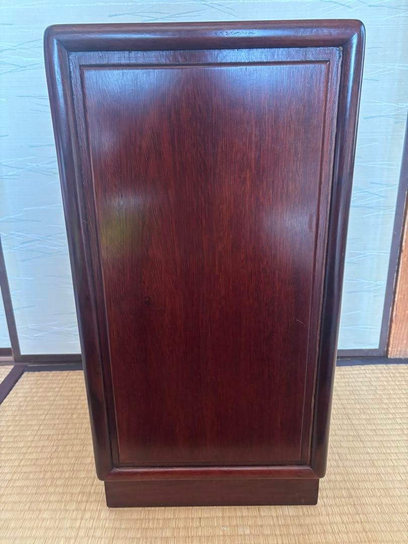 ☆値下げ☆ 花梨 螺鈿細工 小引出し 小物入れ ８段 箪笥 唐木　未使用保管品