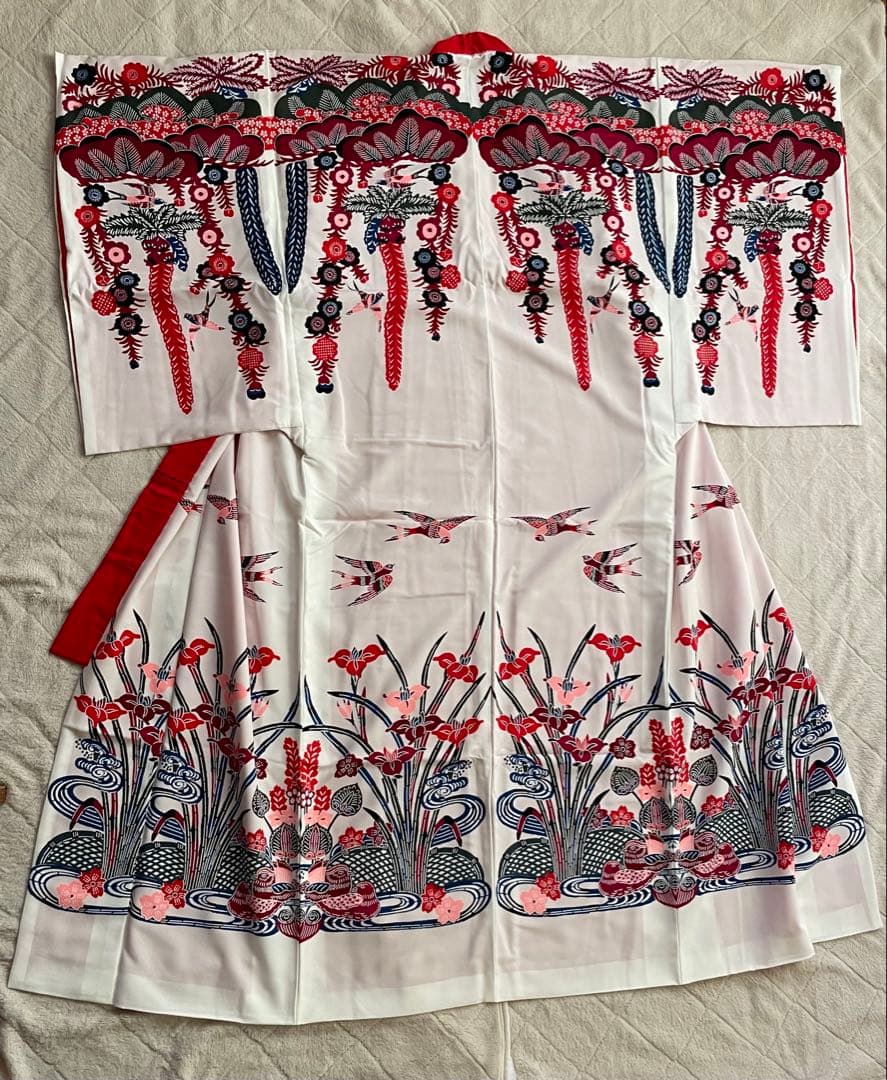 琉球舞踊　衣装　紅型　打掛　沖縄