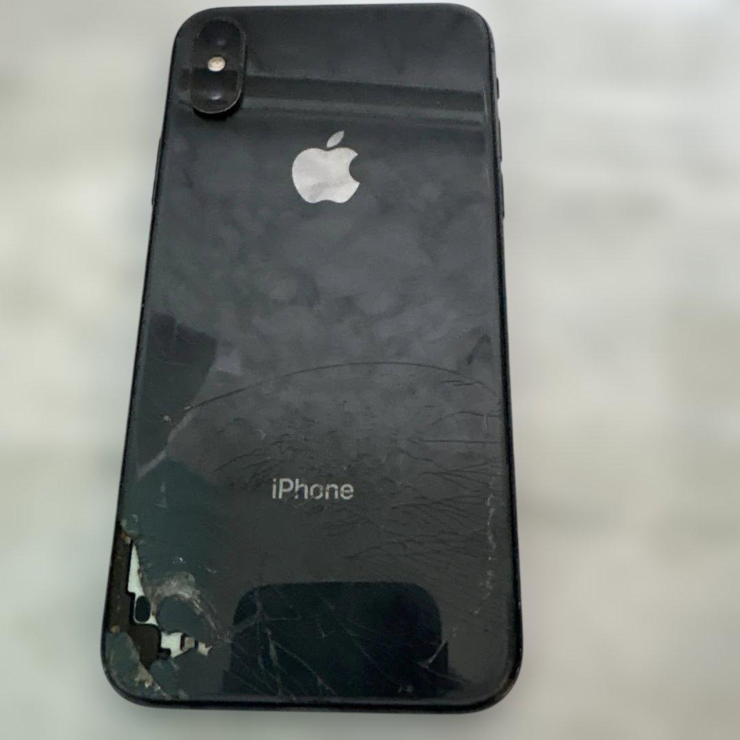 iPhone XS 64GB ブラック／画面前後割れ／動作確認済み／ジャンク