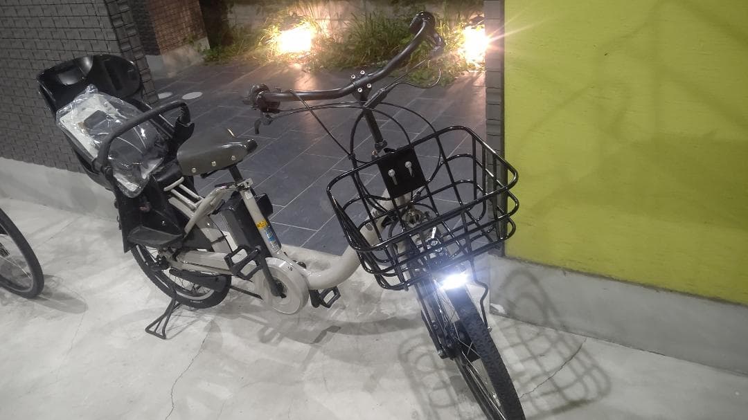 BIKKE　MOB　dd　回生充電機能　電動自転車　シートクッション新品