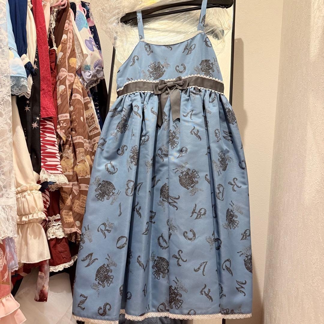 アリスとアルファベットの迷宮柄 ロリータ　ジャンパースカート