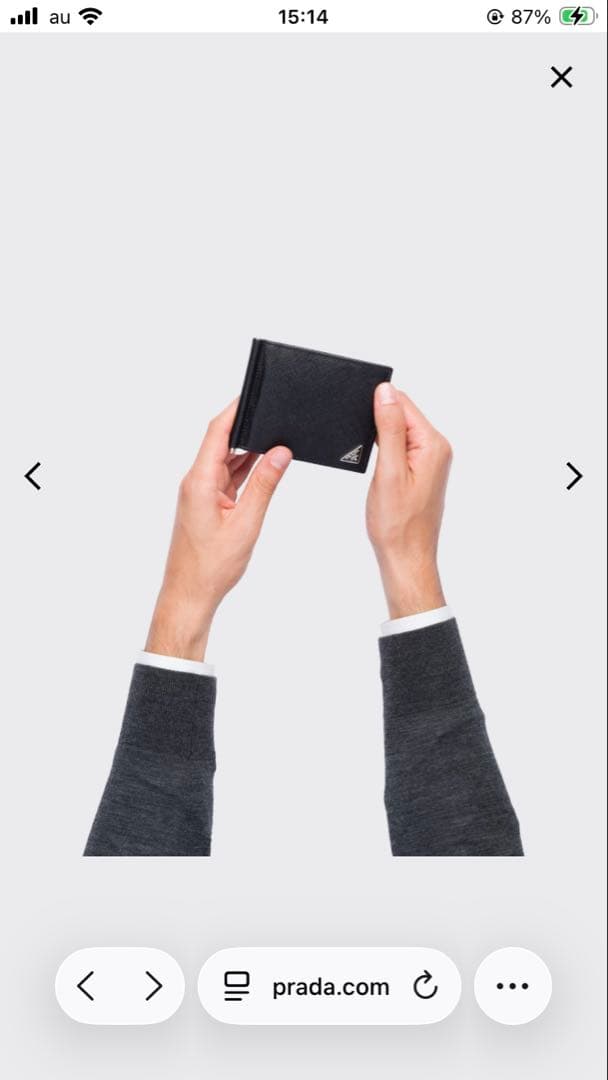 ［新品同様］ Prada ブラック サフィアーノレザー マネークリップ付折り財布