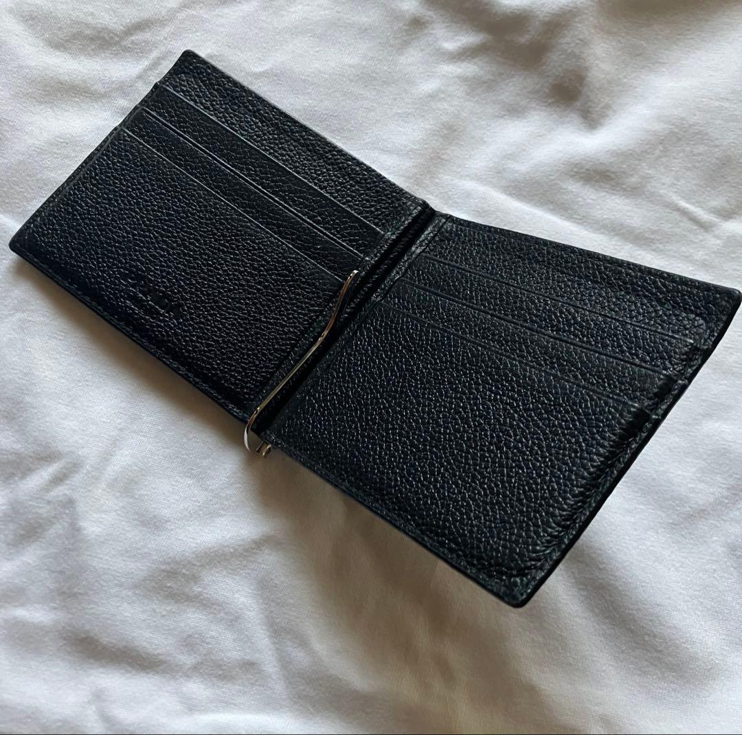 ［新品同様］ Prada ブラック サフィアーノレザー マネークリップ付折り財布