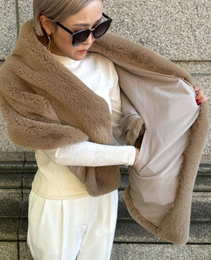 【新品・タグ付き】JENNE リッチボリュームファーケープ