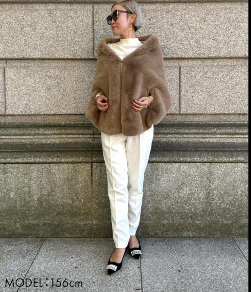 【新品・タグ付き】JENNE リッチボリュームファーケープ