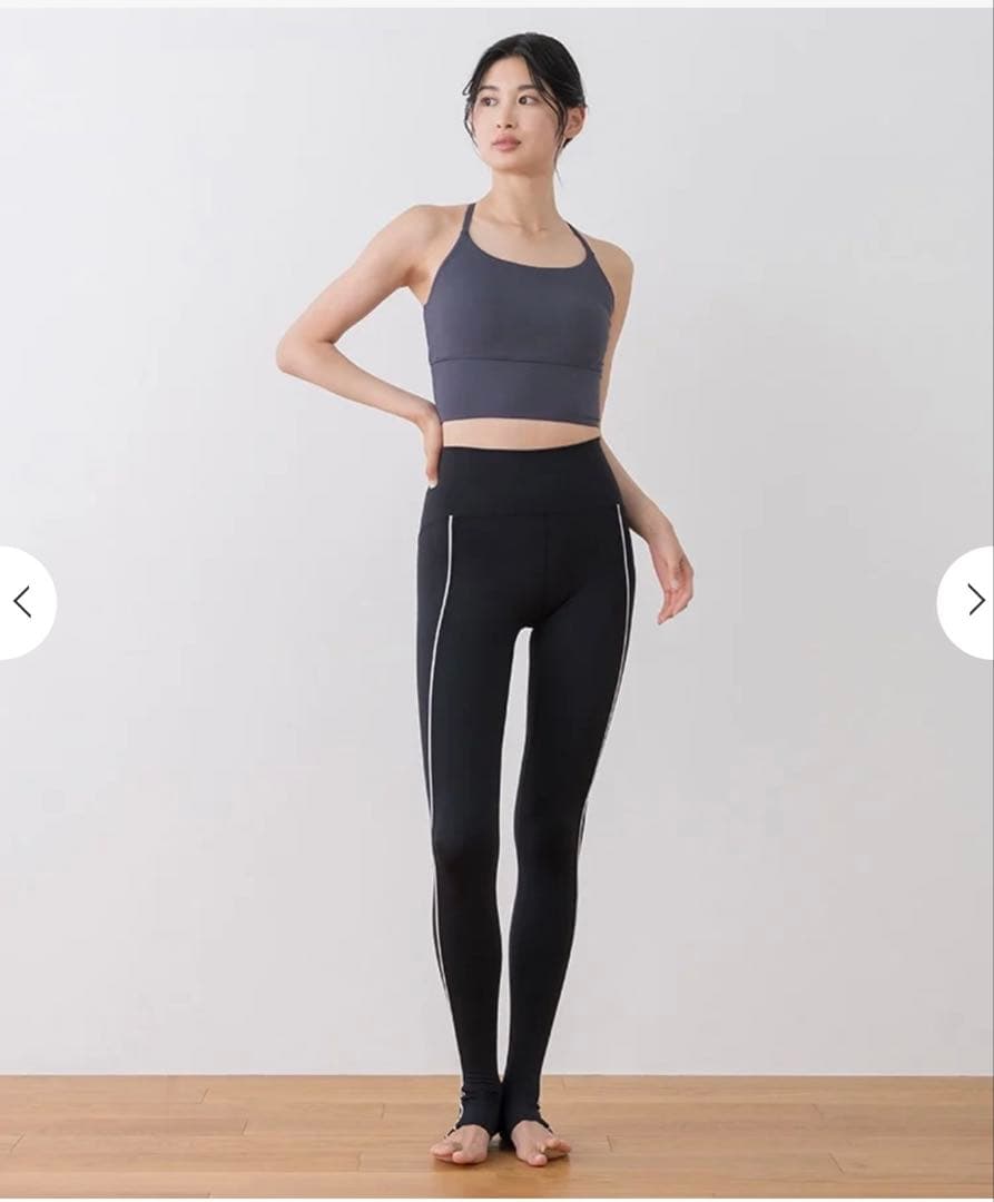 【SUKALA】ライントレンカレギンス　XS