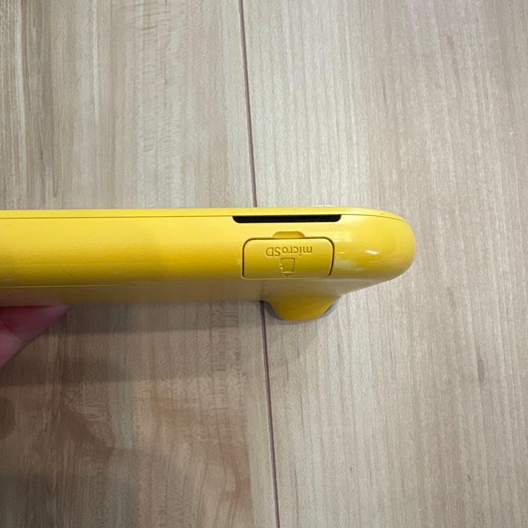 Switch light イエロー　ジャンク