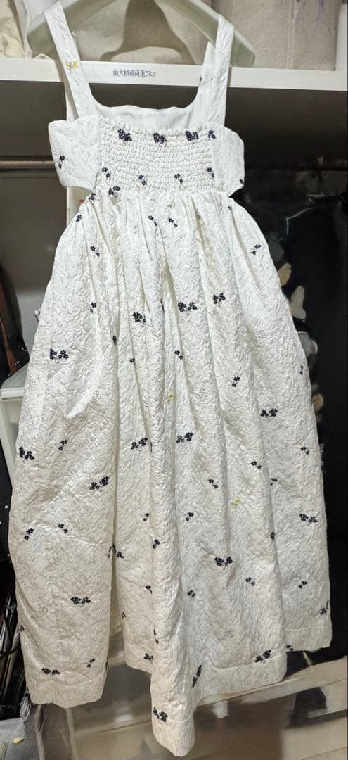 【しょん】Bibiy 花柄ロングワンピース