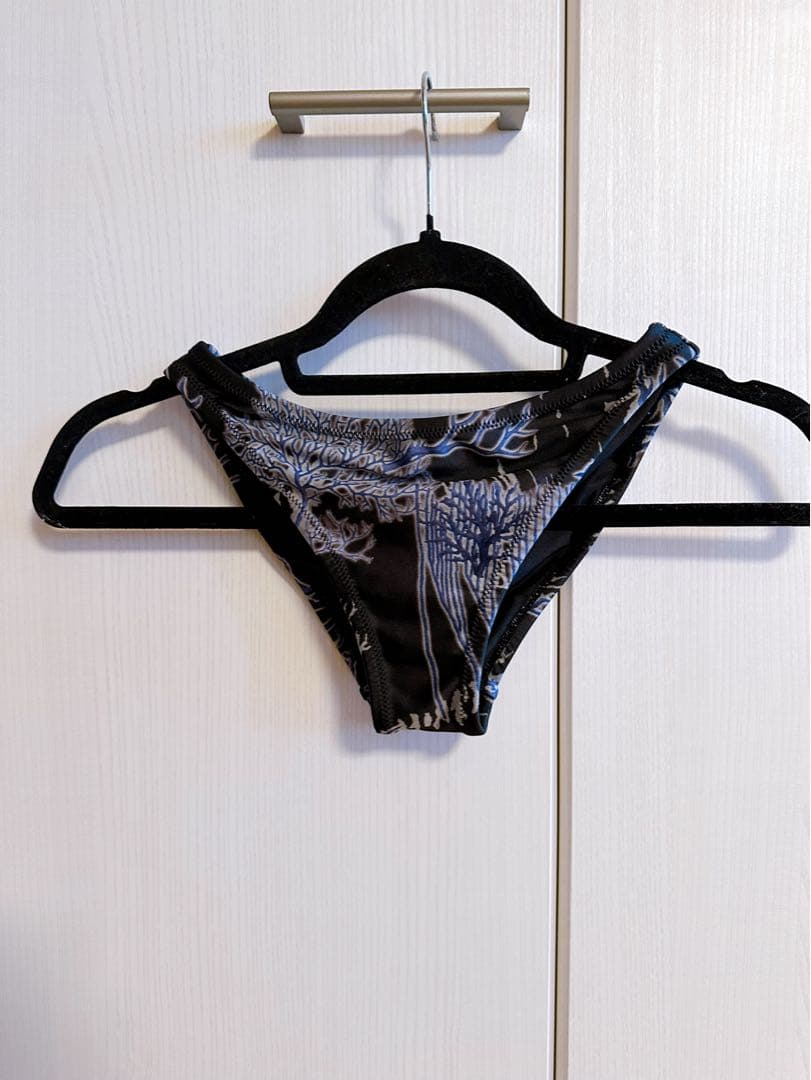 jean paul gaultierの水着 未使用タグ付き42 黒　ゴルチェ