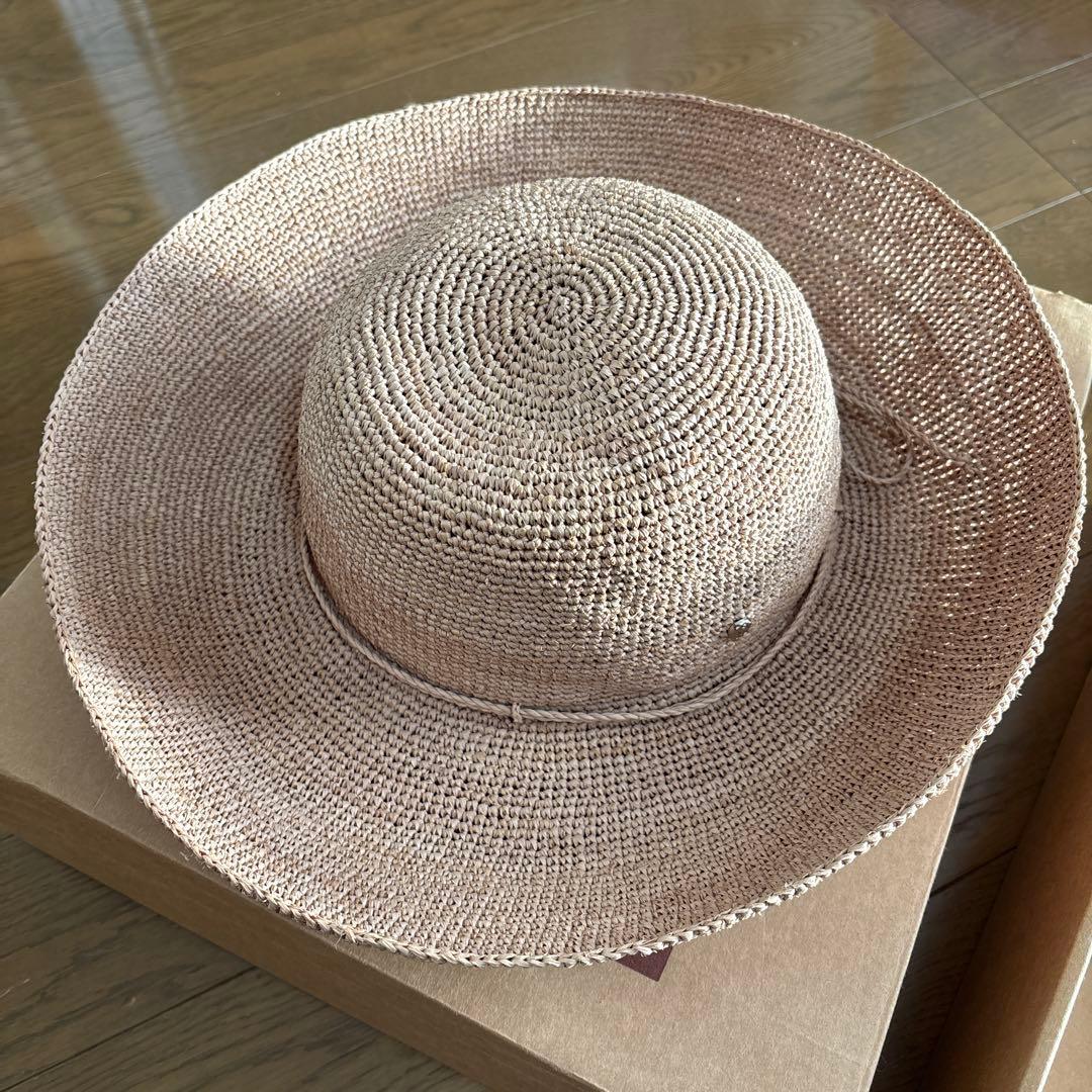 ヘレンカミンスキー　ラフィア　帽子