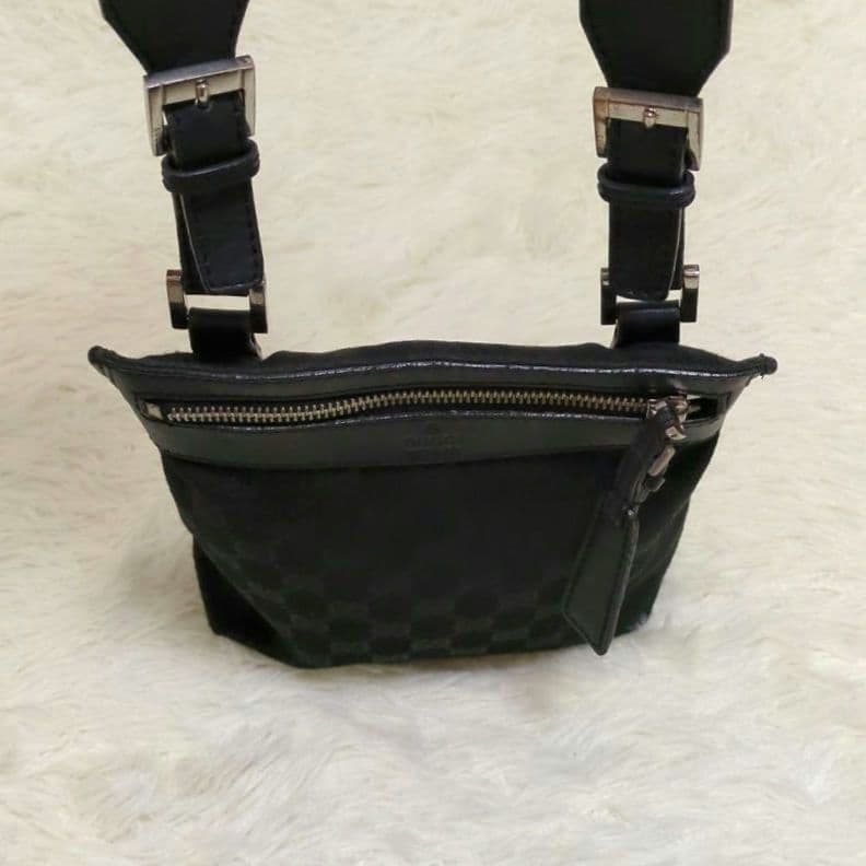 GUCCI GG柄 キャンバス レザー ショルダーバッグ 黒