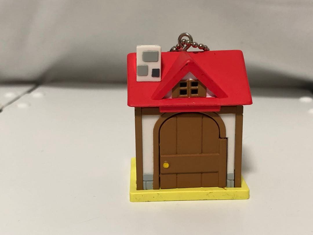 おいでよどうぶつの森　ミニミニハウスキーチェーン　みしらぬネコ