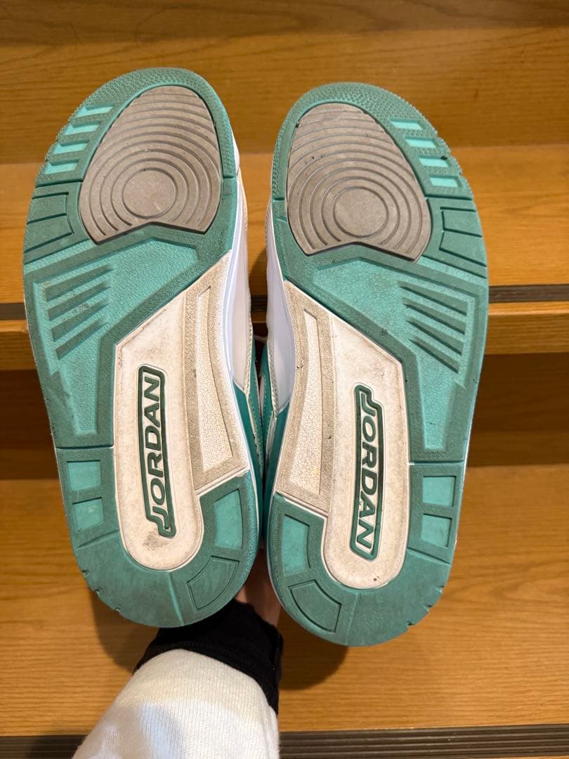 NIKE ナイキ　スニーカー　ジョーダン