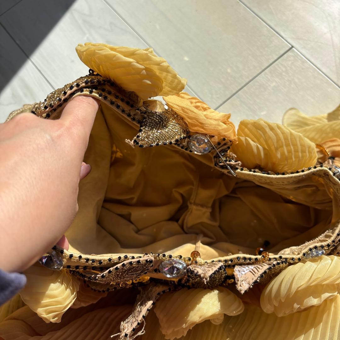 エジプト製　ベリーダンス衣装 フラワーモチーフ付き