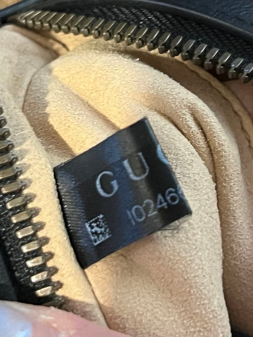 GUCCI ベルトバッグ　マーモント