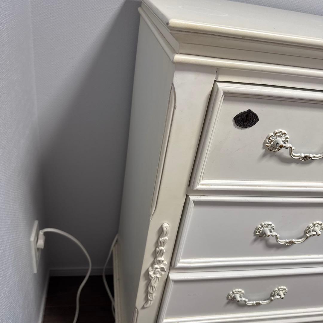 リュバンシュ　チェスト　タンス　ホワイト