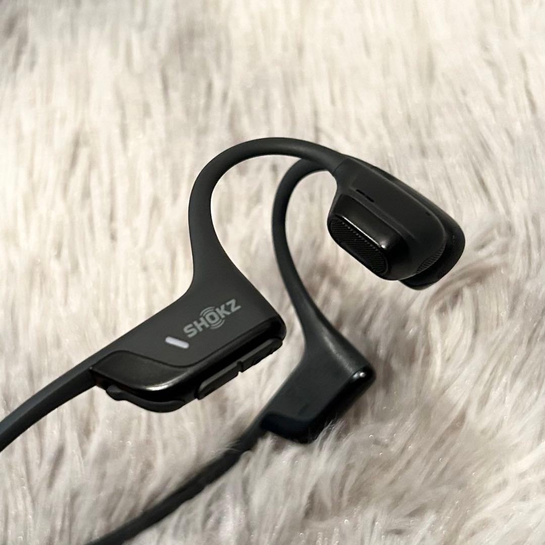 SHOKZ　OPENRUN PRO 2 骨伝導イヤホン グレー 収納ケース付き