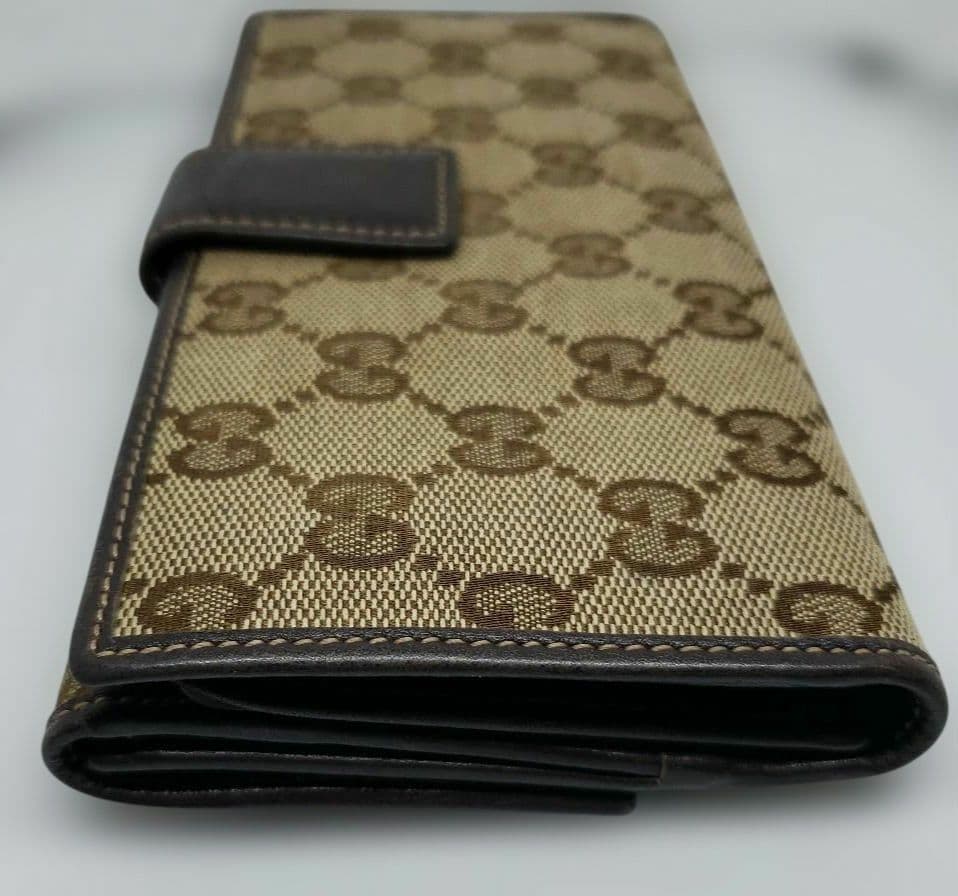 GUCCI GGキャンバス 長財布 ハートロゴ