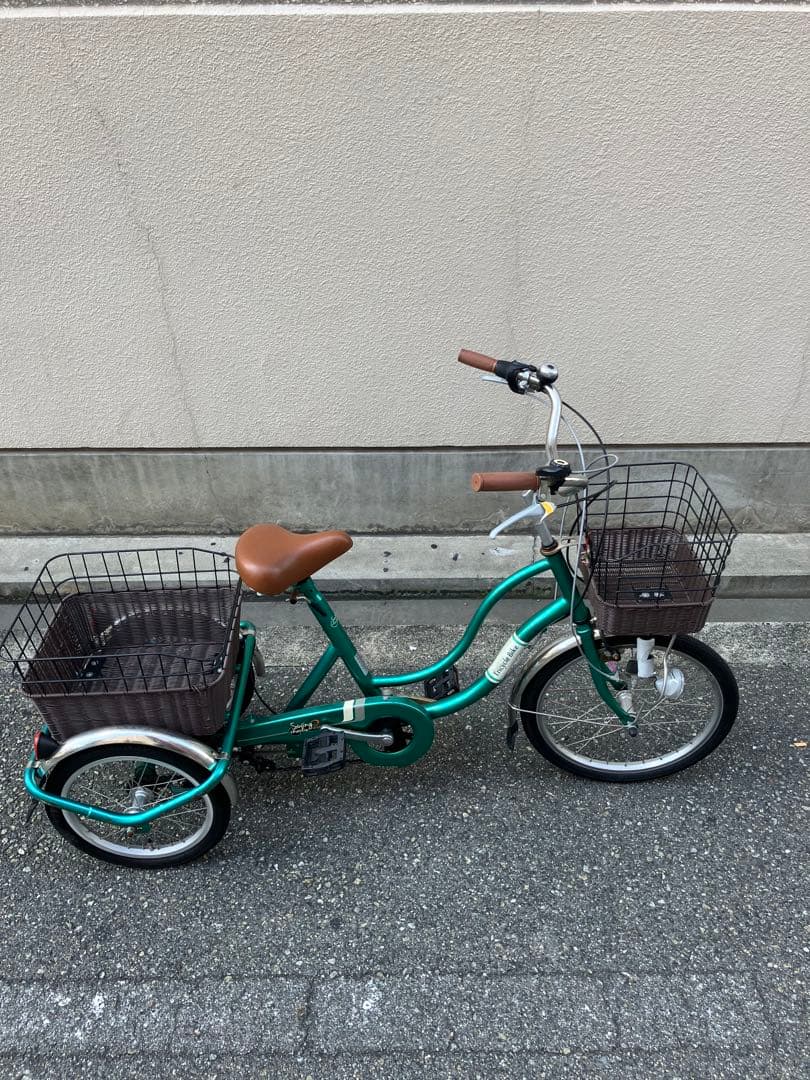 ピカ　自転車　三輪車　緑　買い物にも安心前タイヤ20インチタイヤ16インチ