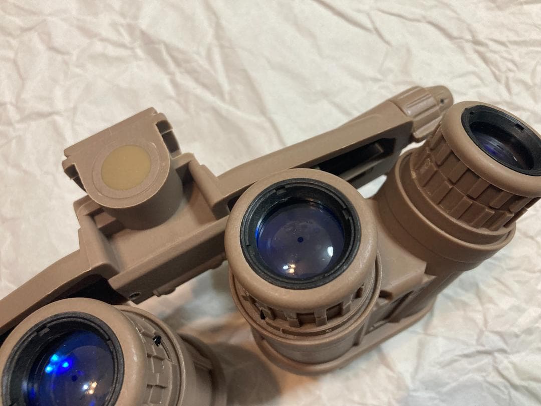 【発光モデル】GPNVG-18 4眼ナイトビジョンゴーグル ダミー DE