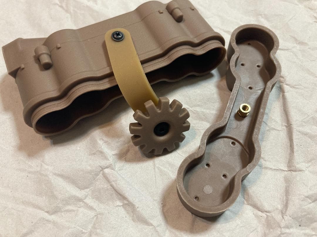 【発光モデル】GPNVG-18 4眼ナイトビジョンゴーグル ダミー DE