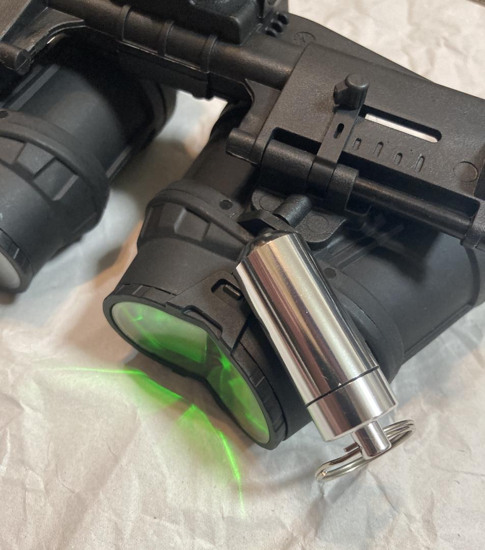 【発光モデル】GPNVG-18 4眼ナイトビジョンゴーグル ダミー DE