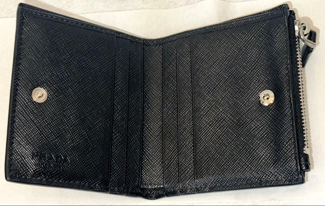 PRADA プラダ サフィアーノ トライアングル 財布 ブラック
