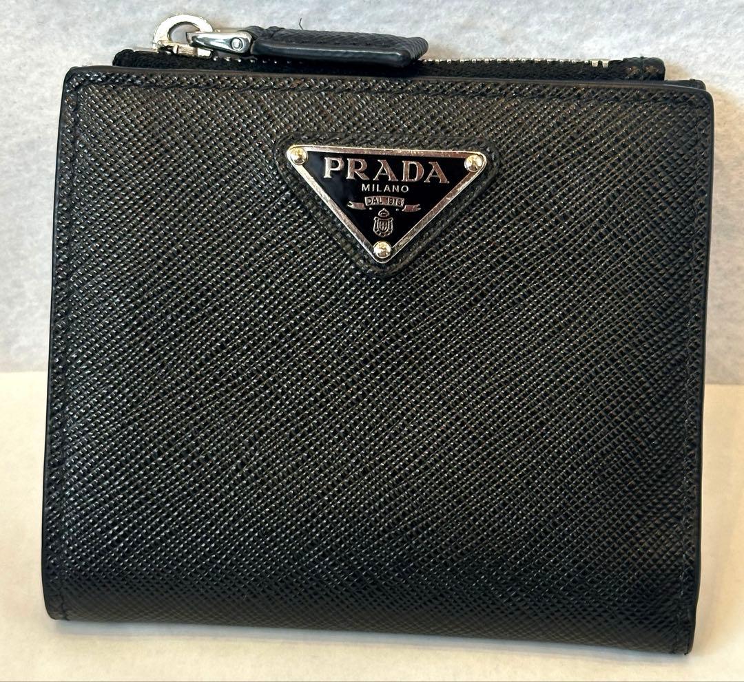PRADA プラダ サフィアーノ トライアングル 財布 ブラック