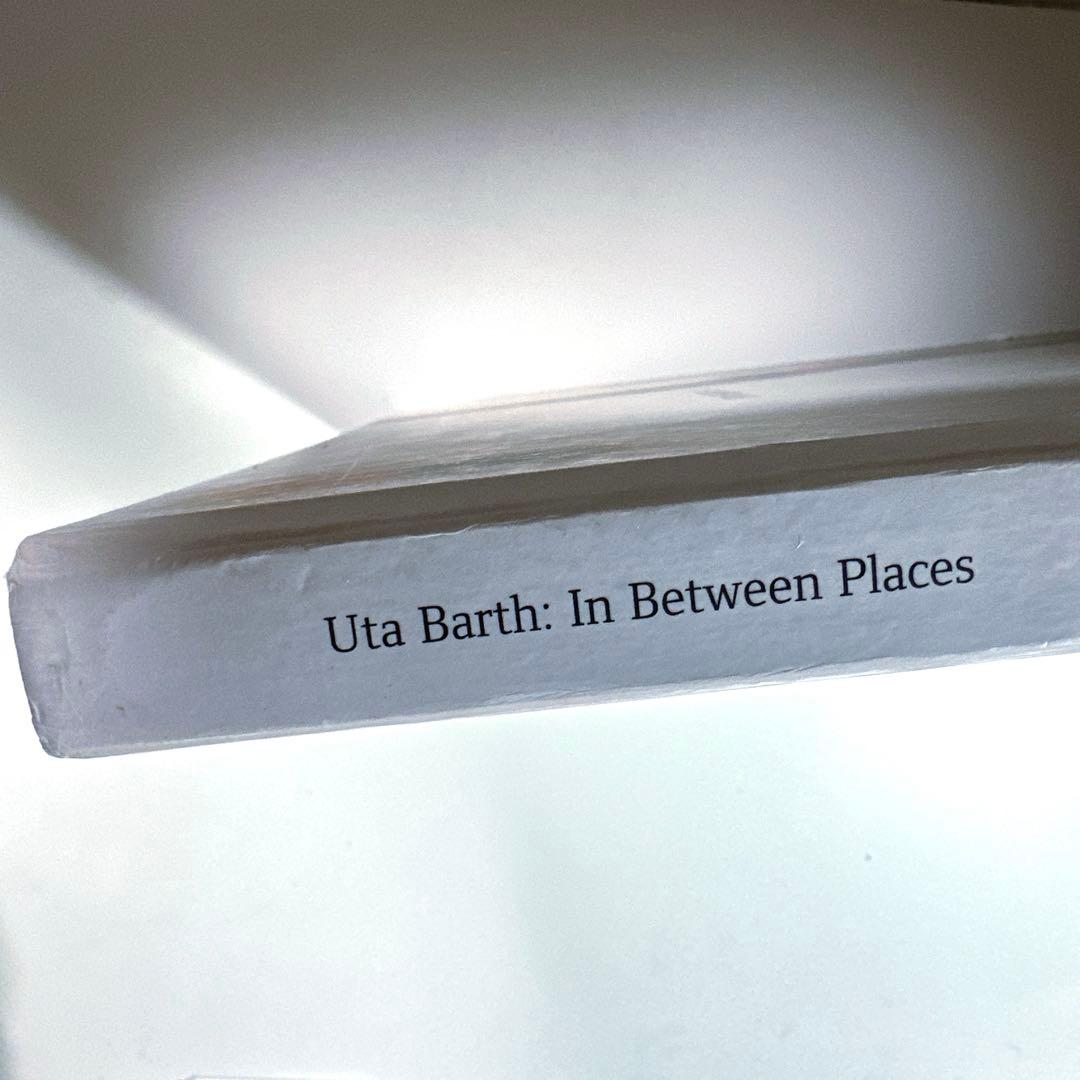 UTA BARTH • In between places 作品集・