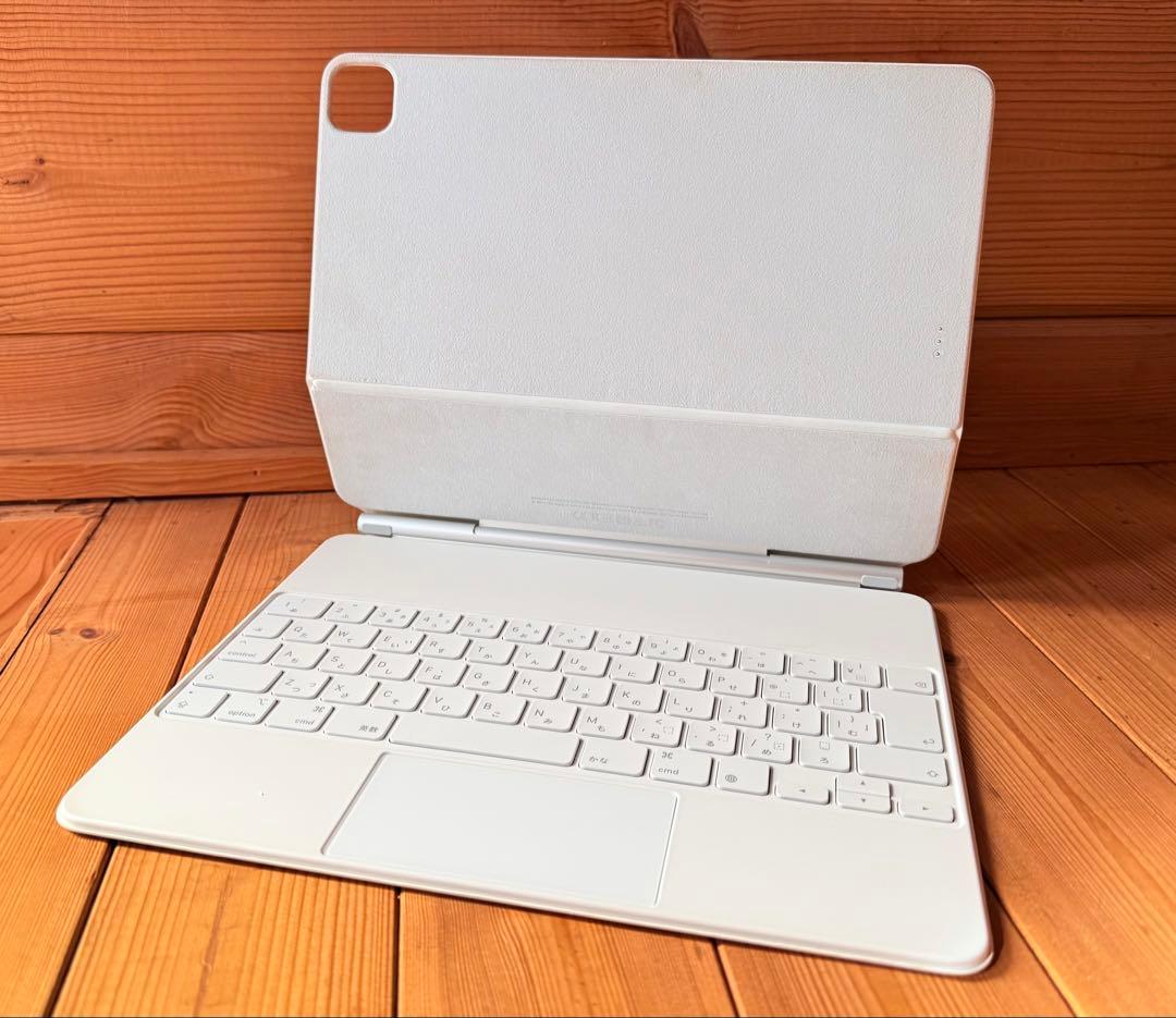 Apple純正Magic Keyboard ＋PITAKA MagSafe