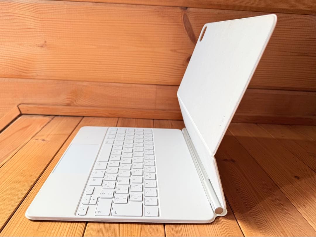 Apple純正Magic Keyboard ＋PITAKA MagSafe