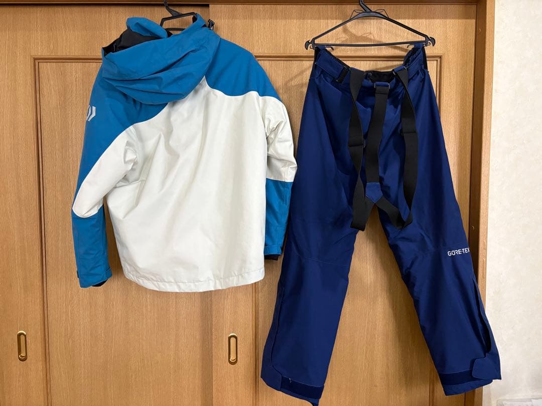 ★☆ ダイワ　ゴアテックス プロダクト ウィンタースーツ DW-1807 美品