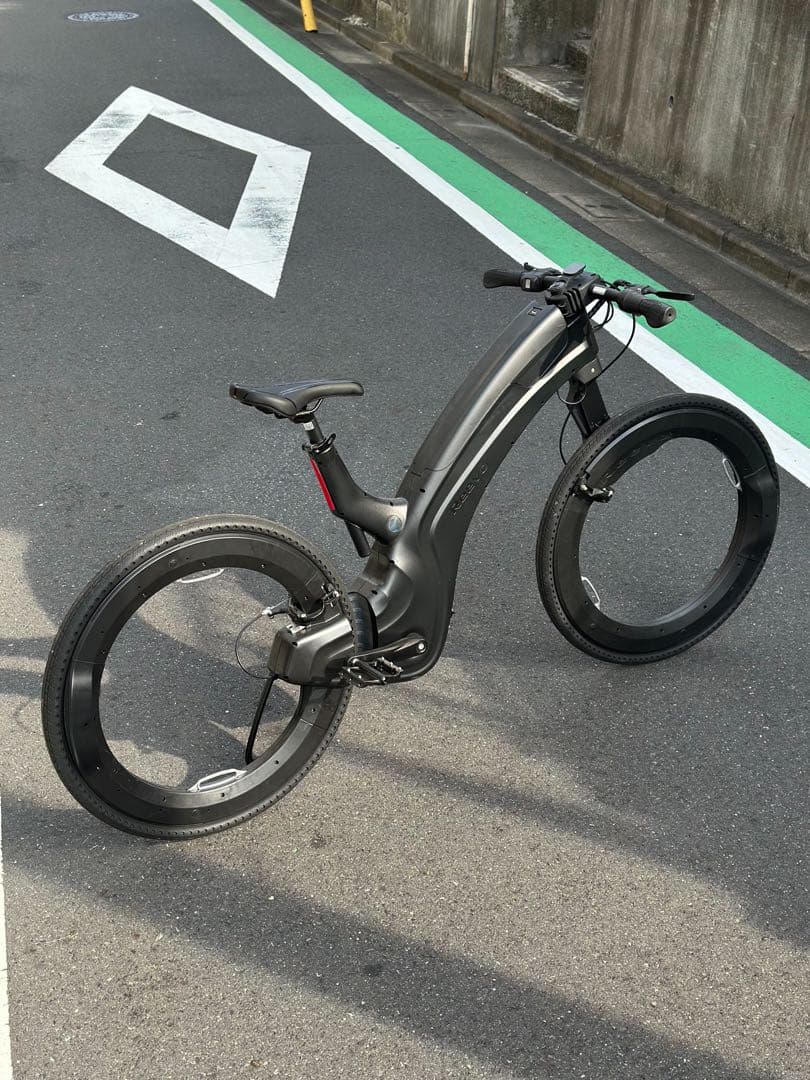 【送料込み】Reevo スポークレス ハブレス E-bike