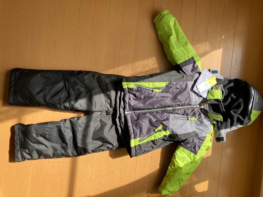 子供用スキーウェアセット 5サイズ グレー/ライム　未使用100〜120cm程度