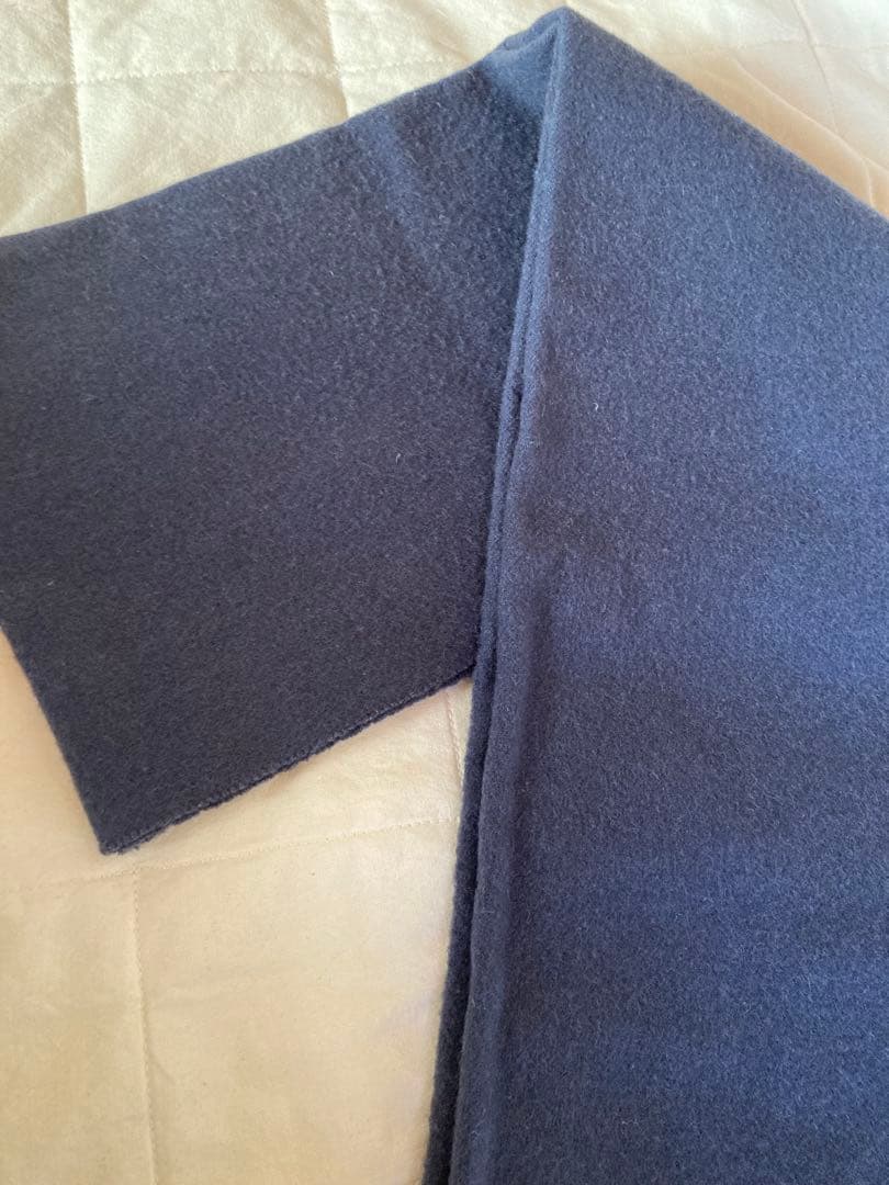 あすなら　HERMES ネイビーマフラー カシミア100