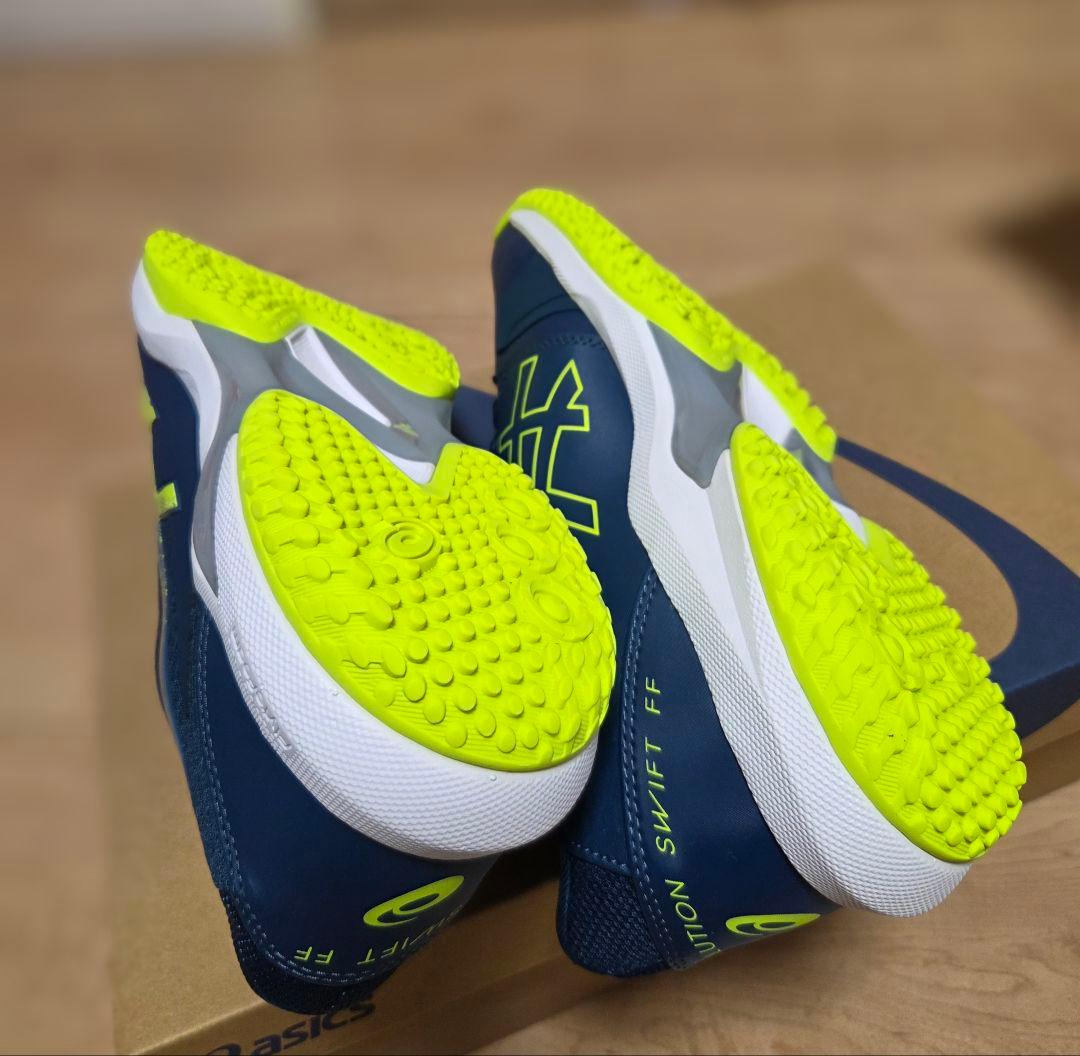 ともまつ　新品 テニスシューズ SOLUTION SWIFT FF 2