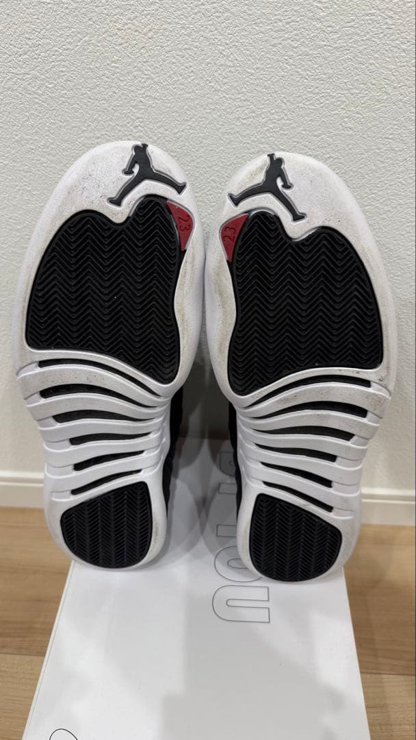 Nike Air Jordan 12 ブラック/ホワイト サイズ：32cm