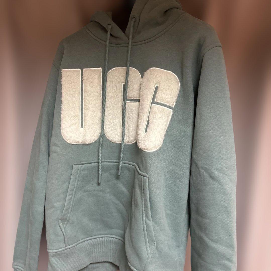 UGG パーカー