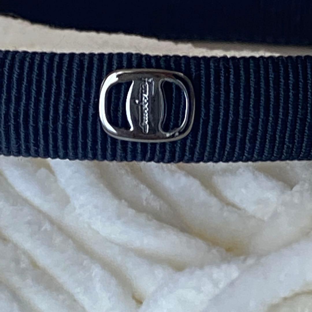 フェラガモ　美品　カチューシャ　シルバー金具3個【ヴィンテージ】