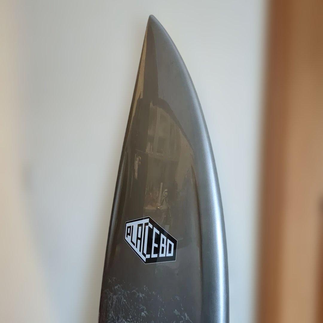 サーフボード　PLACEBO　5.8