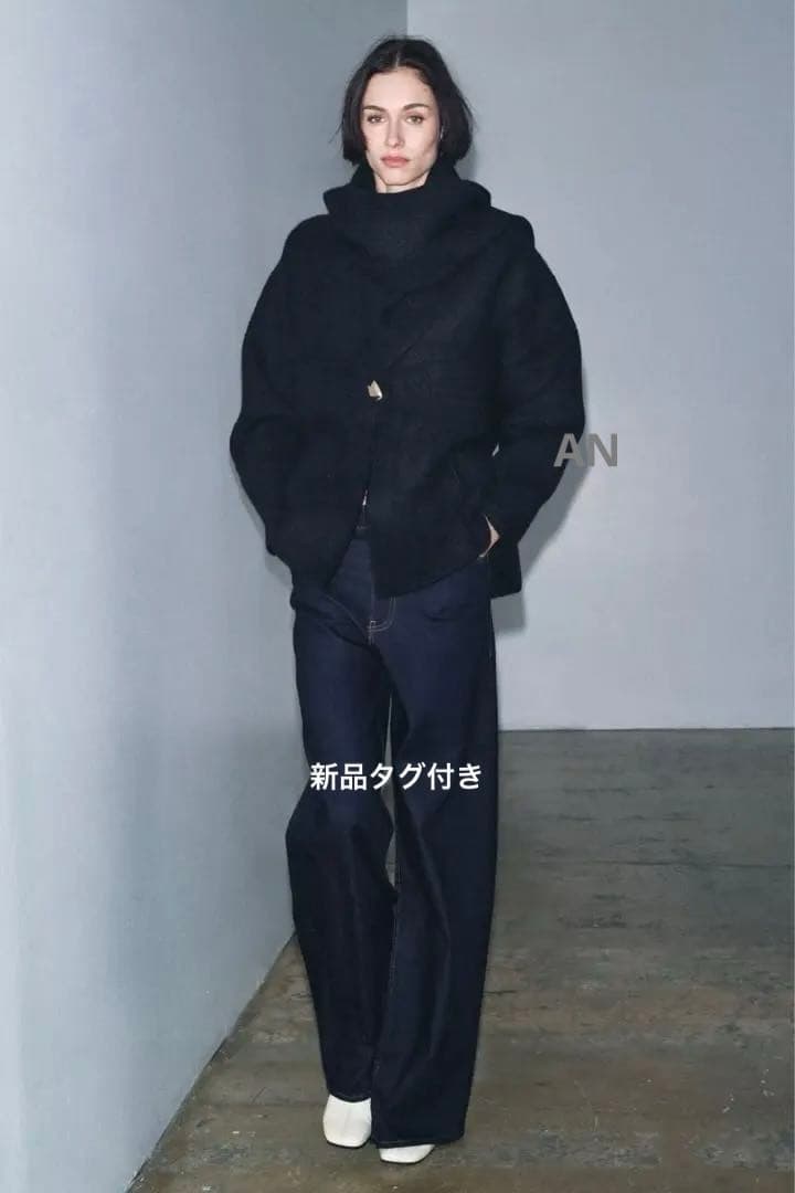 ZARA ショートニットコート スカーフ付 新品タグ付き L 完売品　マフラー付