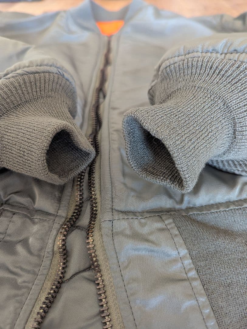 ALPHA MA-1 USA 68年復刻モデル SCOVILLジッパー Mサイズ