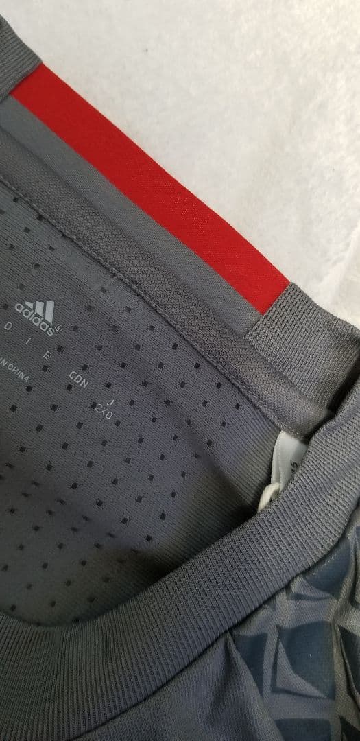 サッカー、日本代表、ゴールキーパーユニフォーム、サイズ2XO。長袖