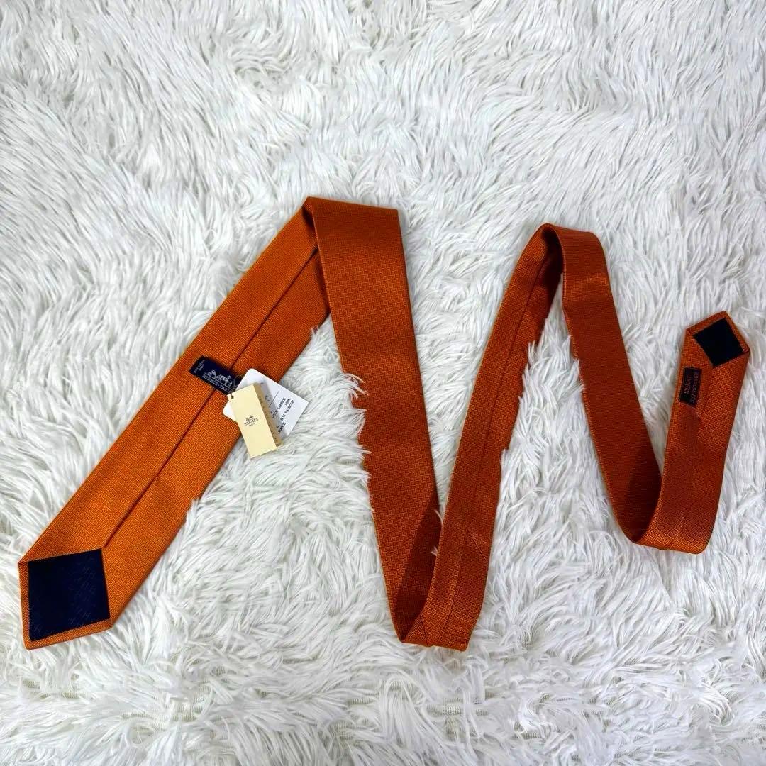 【希少】 エルメス HERMES オレンジ系 幾何学 シャドー効果 タグ付き