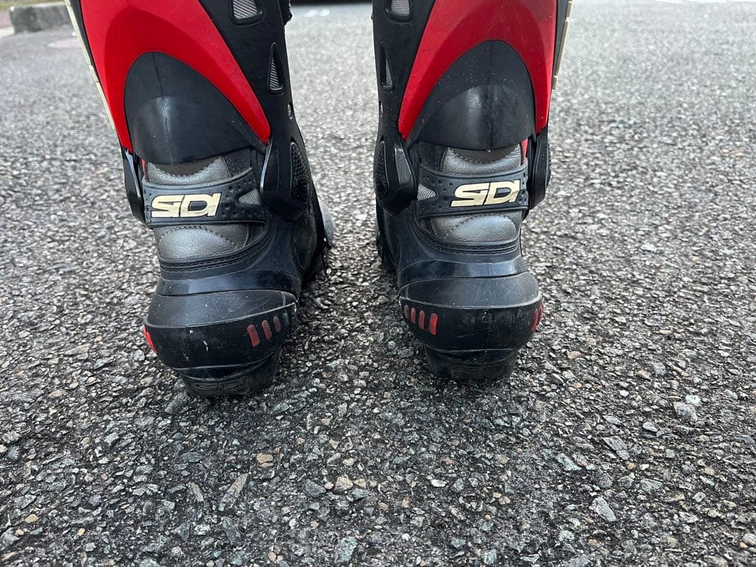 SIDI バイク用ブーツ レッド・ブラック