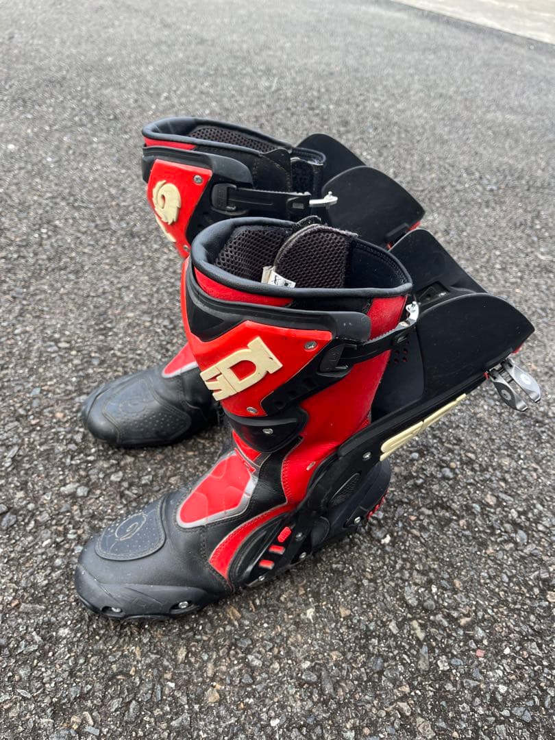 SIDI バイク用ブーツ レッド・ブラック