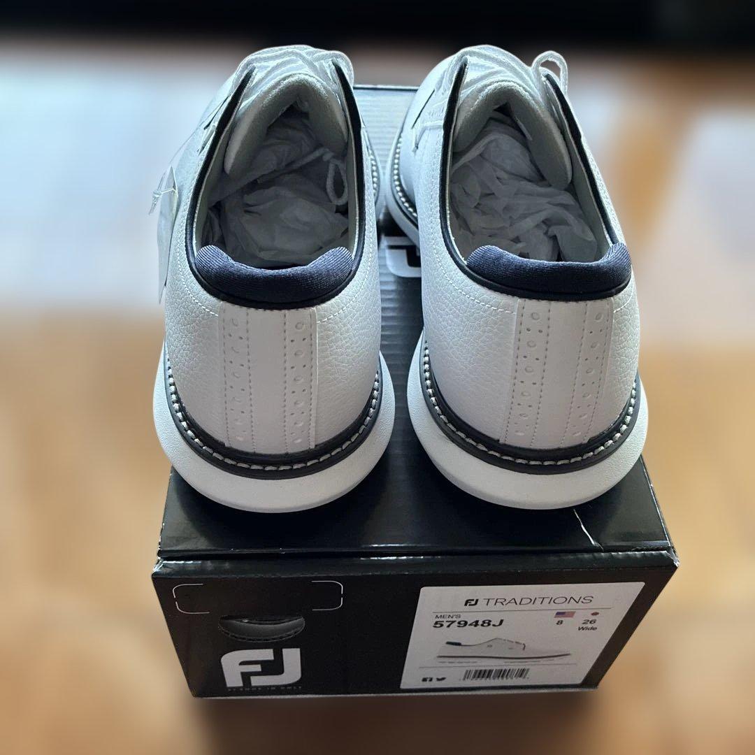 なな【新品未使用】FootJoyTraditionsゴルフシューズ26cm