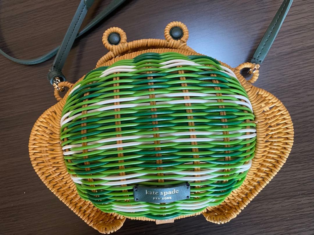 kate spade カエル型かごバッグ