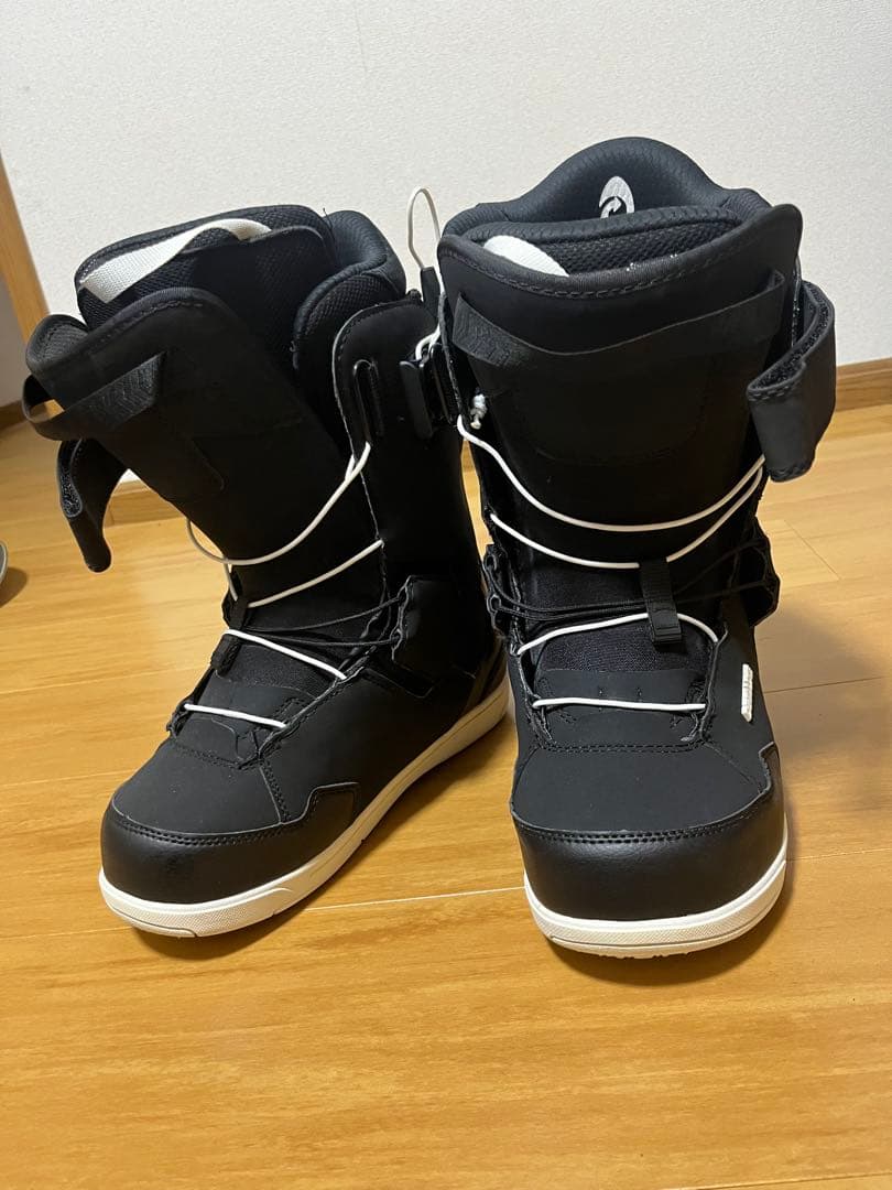 DEELUXE IDスノーボードブーツ ブラック